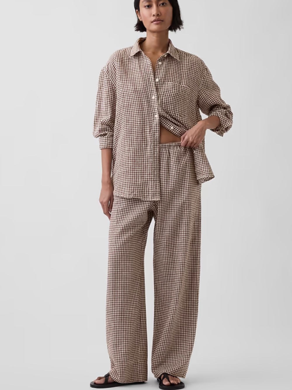 GAP Wide-Leg Pants in Brown Gingham